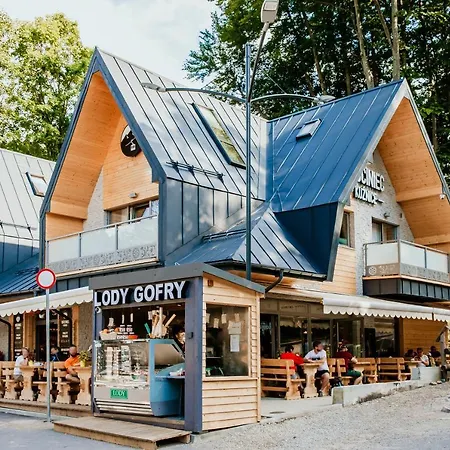 Gosciniec Kuznice 아파트 자코파네