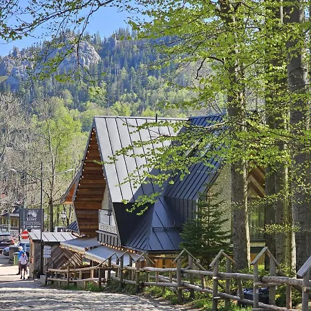 Gosciniec Kuznice * 자코파네