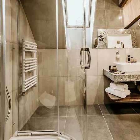 Gosciniec Kuznice Apartment *